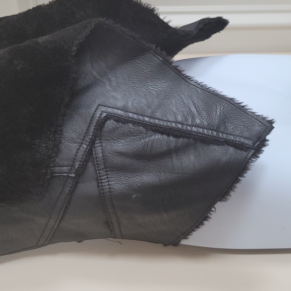 Blanknyc faux fur/leather vest! - Picture 3 of 7